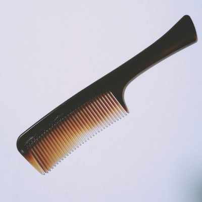 light plastic hair cutting comb for barber